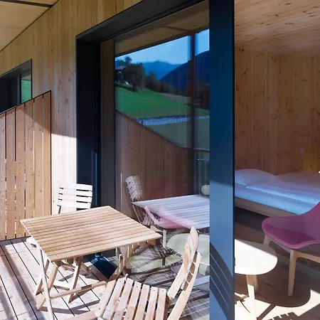 Aparthotel Chienehuus - Vegetarisches Und Seminarhaus Kiental